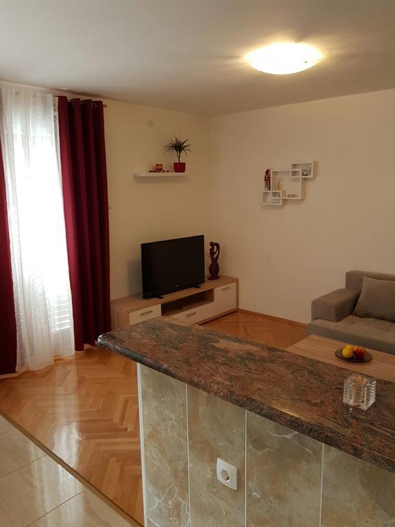 Apartment Vice Mali Split Bagian luar foto