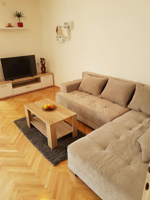Apartment Vice Mali Split Bagian luar foto
